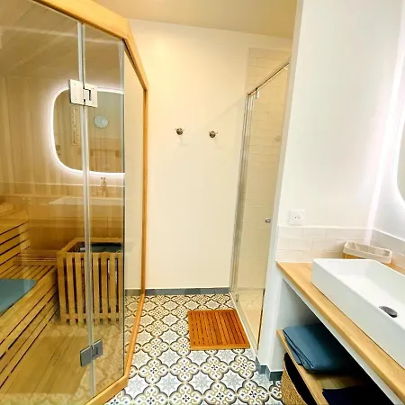 Fraicheur, Zenitude Chic, Nature & Convivialite Pour 1 A 4 Personnes * Labosse